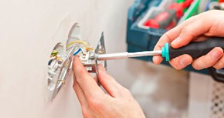Электромонтажные работы Волгоград цена 472 руб Электрика под ключ
